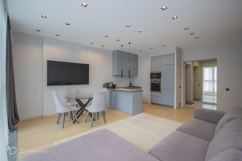 Продаётся 2-комнатная квартира, 73.3 м²