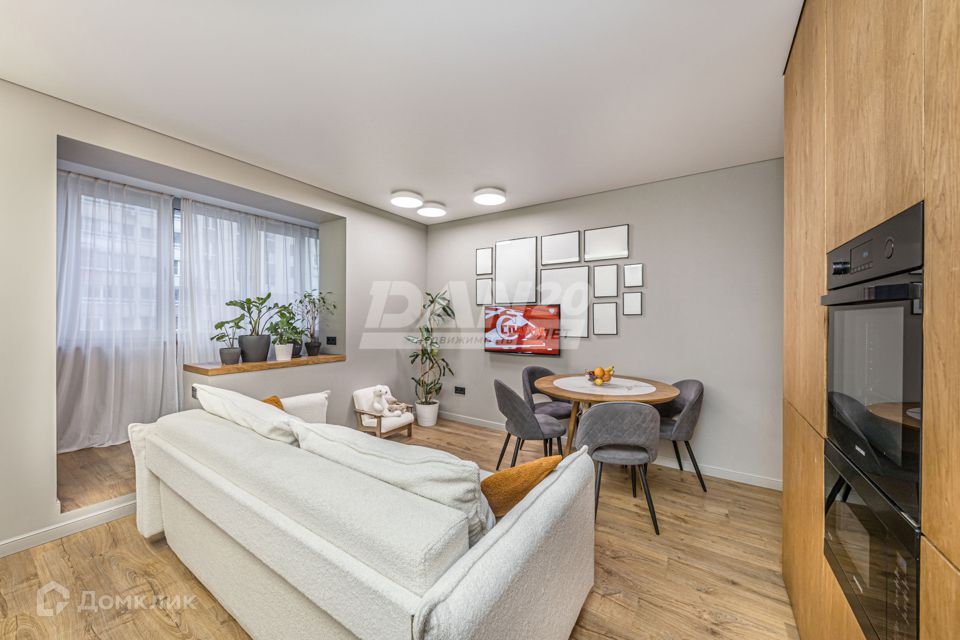 Продаётся 2-комнатная квартира, 56 м²