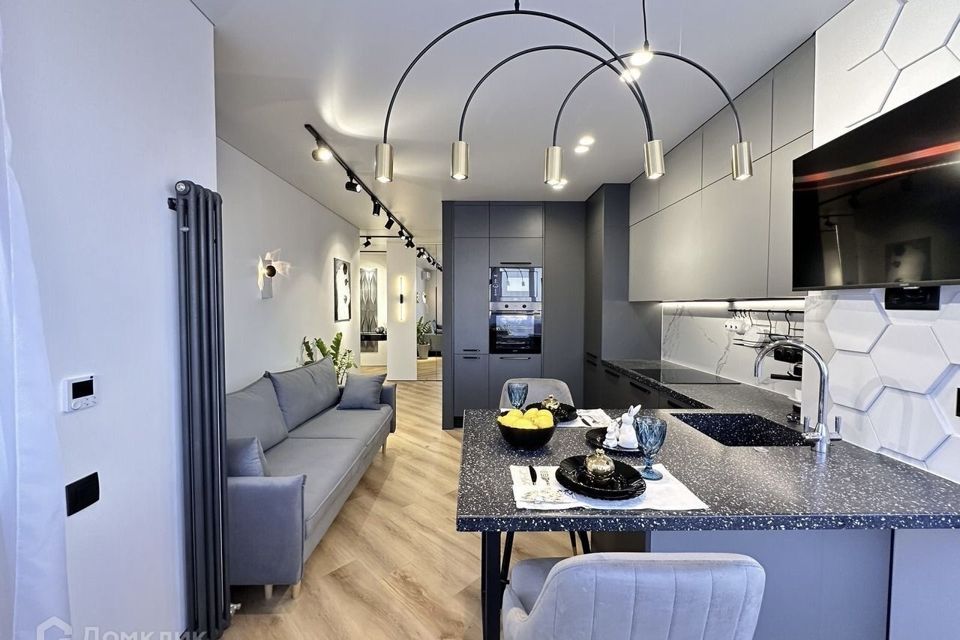 Продаётся 2-комнатная квартира, 61.5 м²