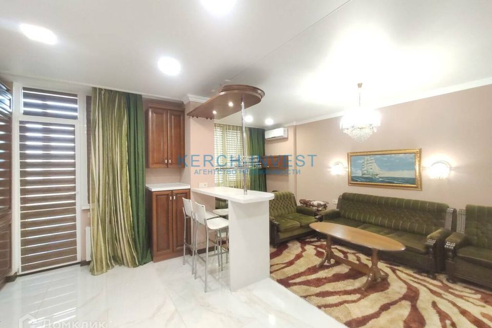Сдаётся 2-комнатная квартира, 70 м²