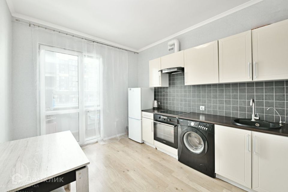 Продаётся 1-комнатная квартира, 38.8 м²