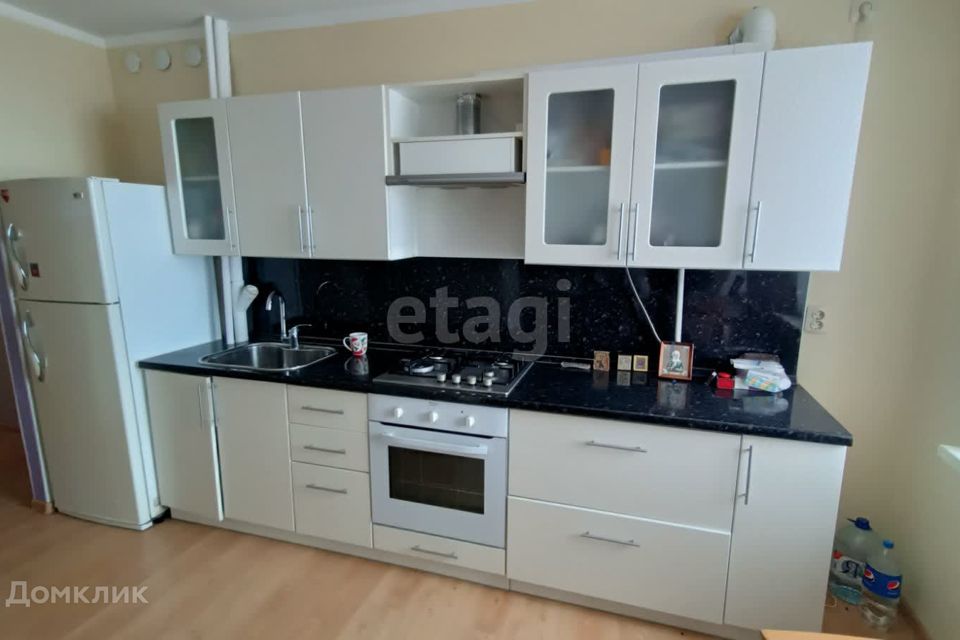 Продаётся 3-комнатная квартира, 58.5 м²