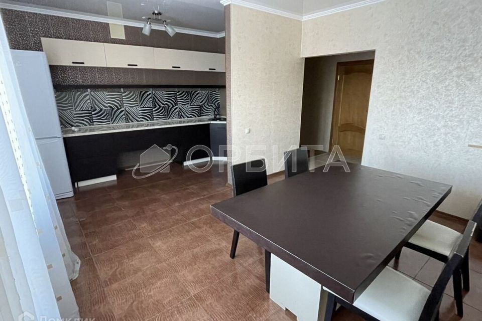 Продаётся 2-комнатная квартира, 80.3 м²