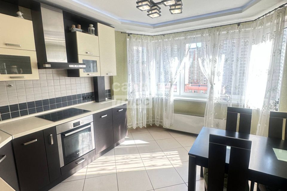 Продаётся 2-комнатная квартира, 60.3 м²