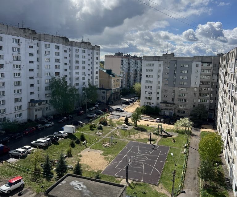 Продаётся 3-комнатная квартира, 61.7 м²