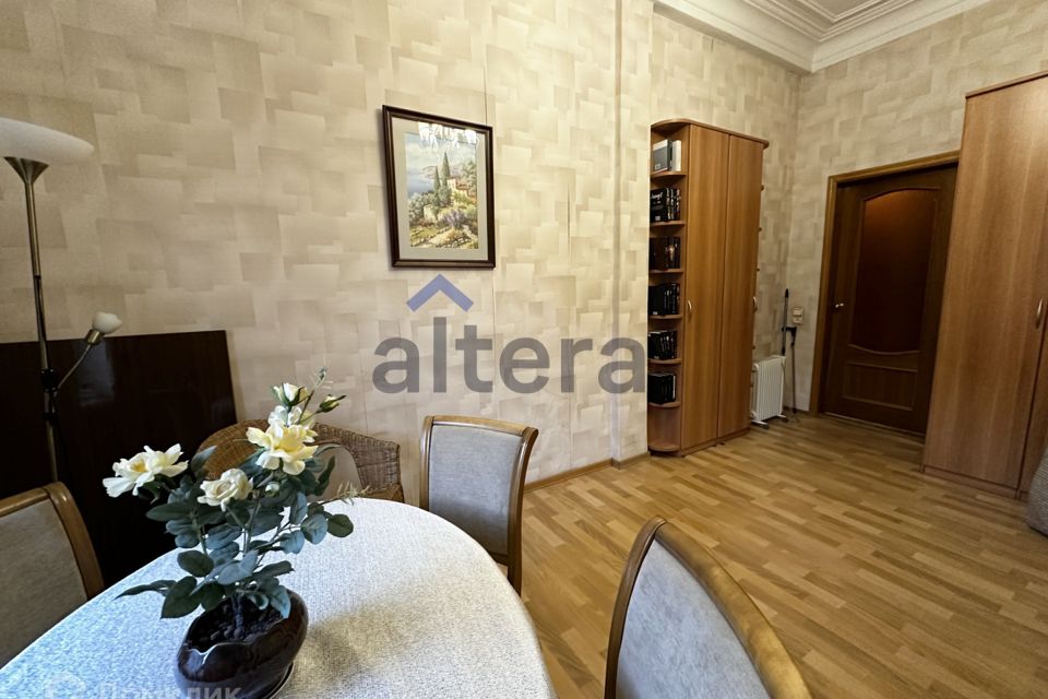 Сдаётся 2-комнатная квартира, 68 м²