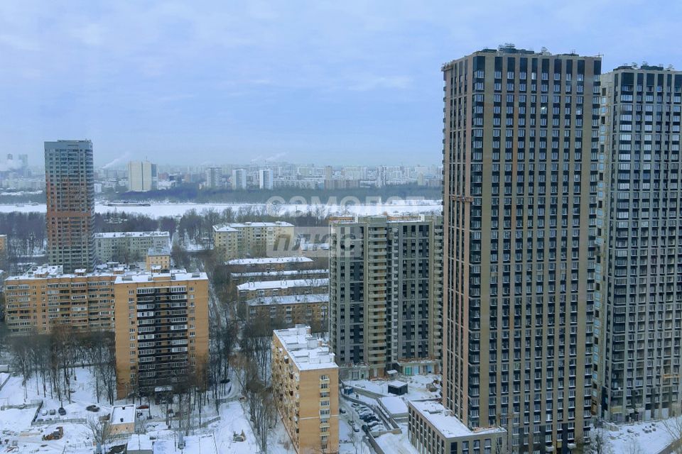 Продаётся 3-комнатная квартира, 93 м²