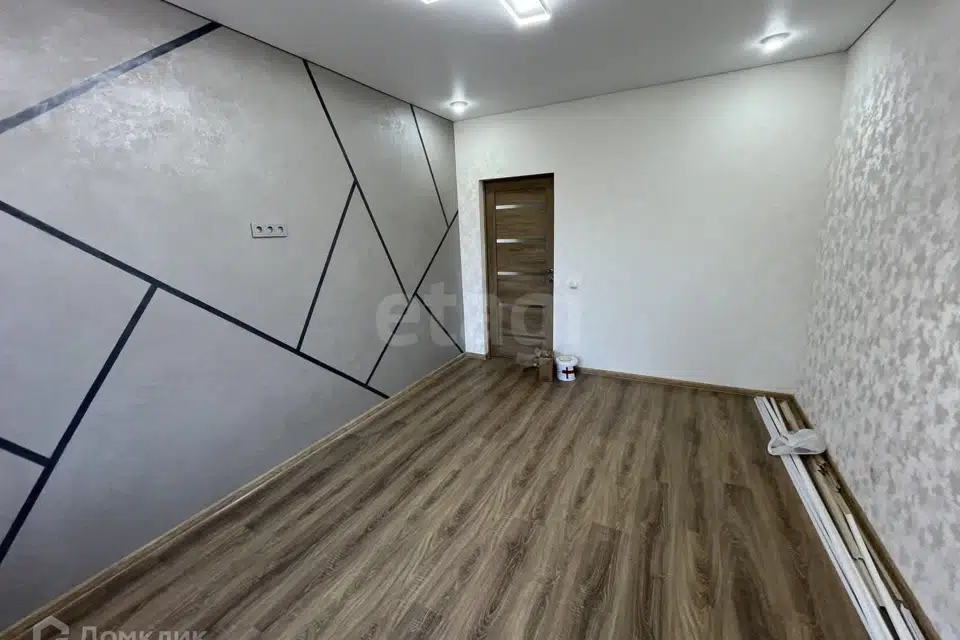 Продаётся 3-комнатная квартира, 90 м²