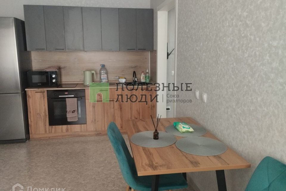 Сдаётся 3-комнатная квартира, 54.8 м²
