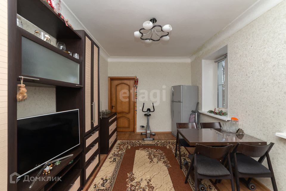 Продаётся комната в 3-комн. квартире, 15 м²