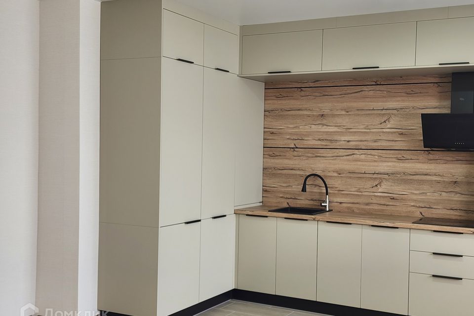 Продаётся 3-комнатная квартира, 87 м²