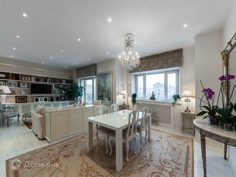 Сдаётся 2-комнатная квартира, 90 м²