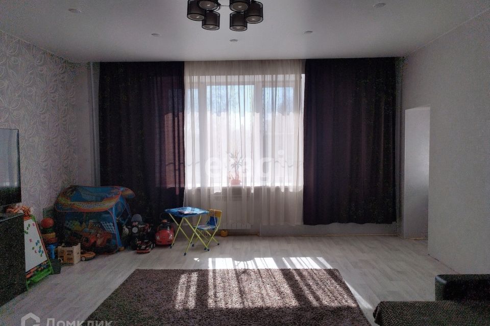 Продаётся 3-комнатная квартира, 76.4 м²