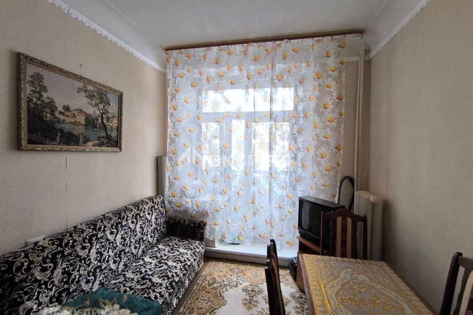 Продаётся комната в 3-комн. квартире, 12 м²