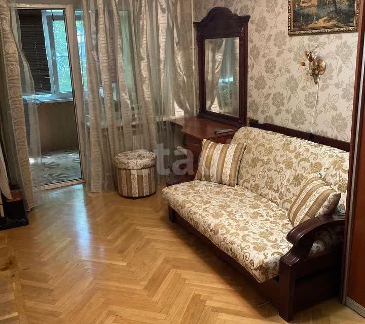 Продаётся 2-комнатная квартира, 42.2 м²