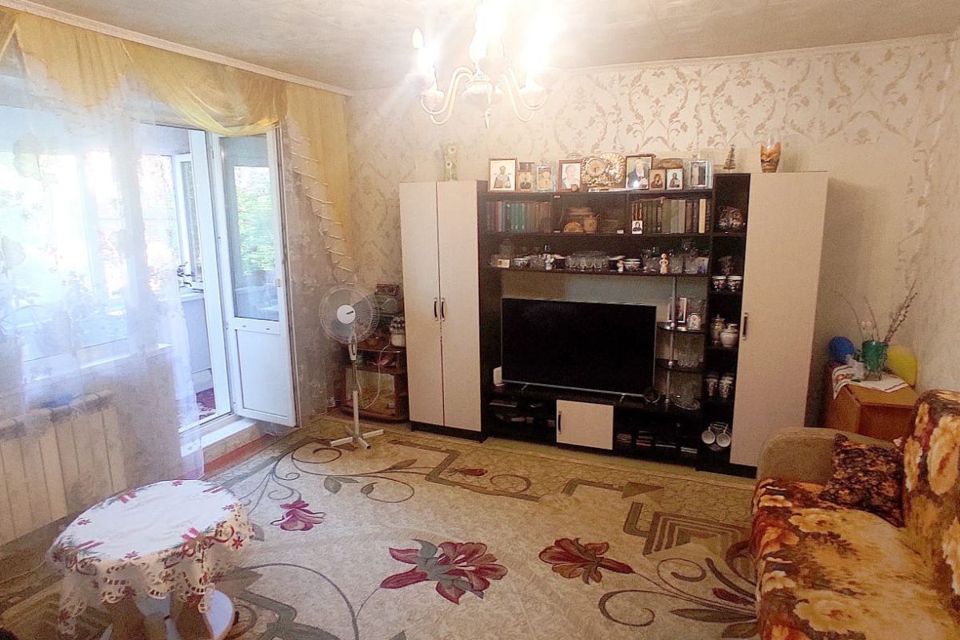 Продаётся 3-комнатная квартира, 62.7 м²