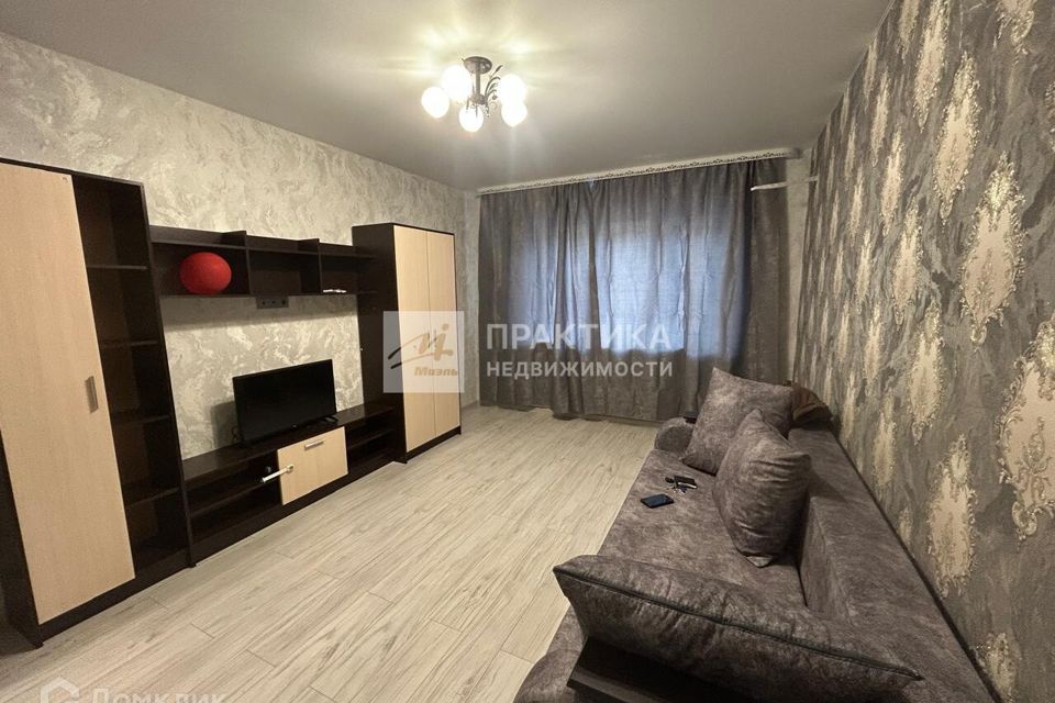 Сдаётся 1-комнатная квартира, 43 м²