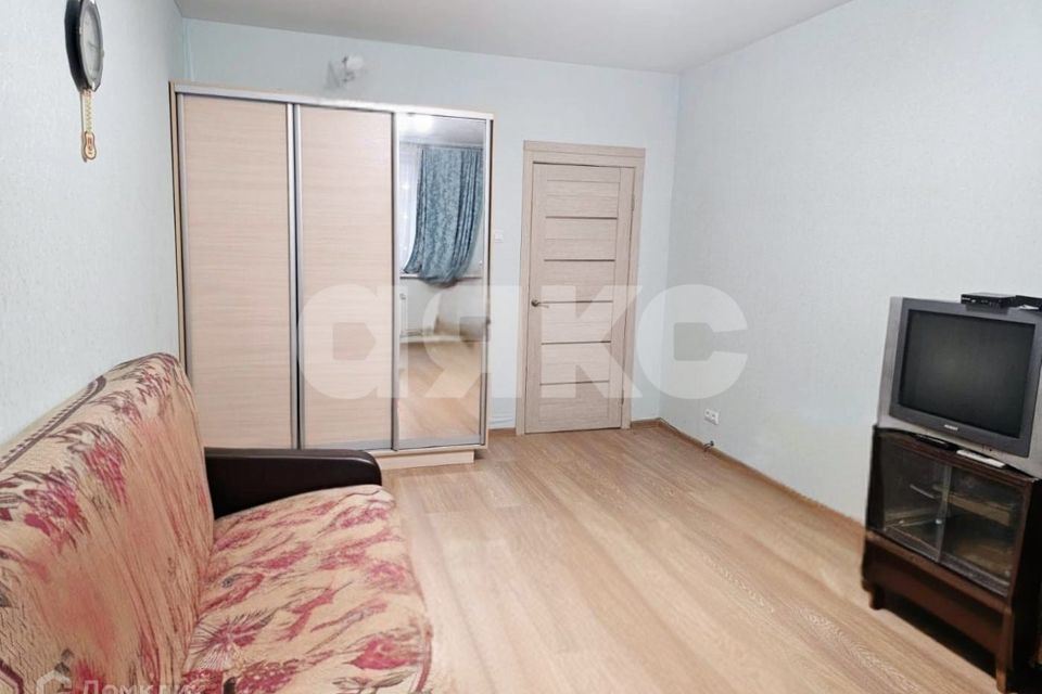 Продаётся 1-комнатная квартира, 52 м²