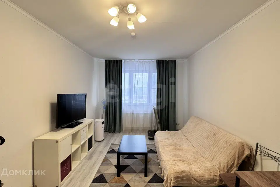 Продаётся 1-комнатная квартира, 39.5 м²