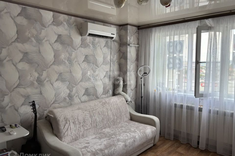 Продаётся 1-комнатная квартира, 42 м²
