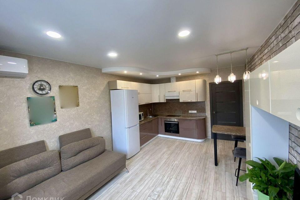 Продаётся 2-комнатная квартира, 68.7 м²