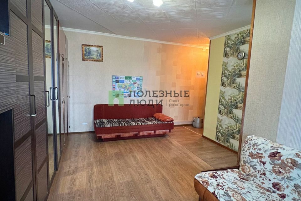 Продаётся 1-комнатная квартира, 30.4 м²