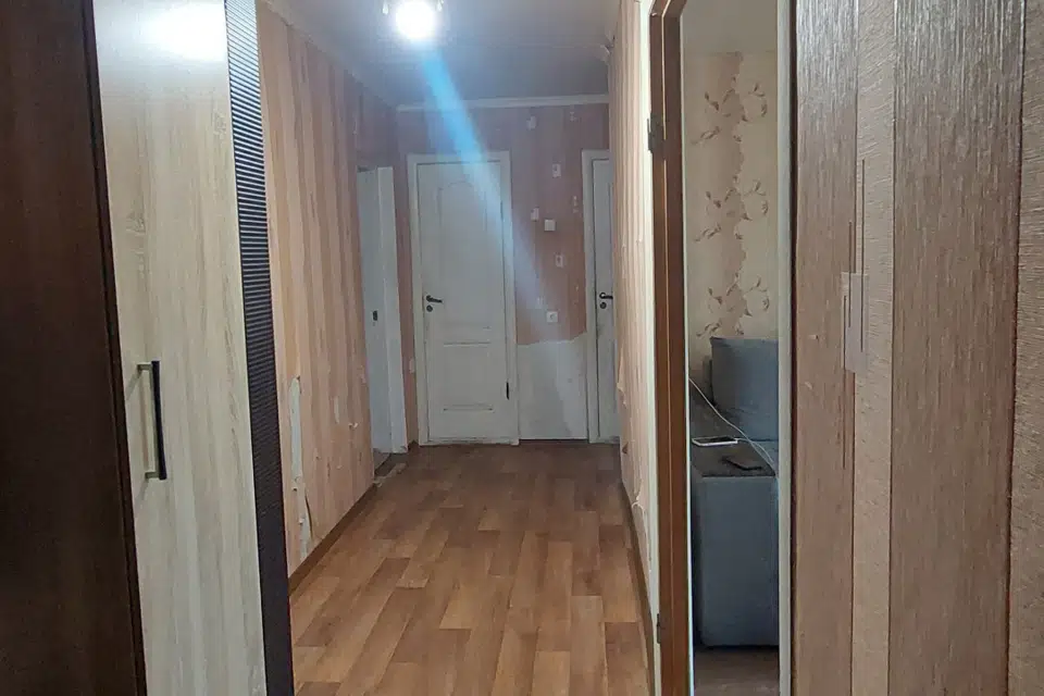 Продаётся 4-комнатная квартира, 77.7 м²