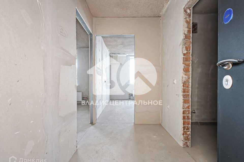 Продаётся 1-комнатная квартира, 42 м²