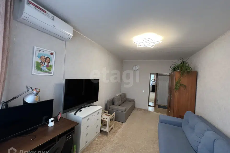 Продаётся 1-комнатная квартира, 36.7 м²