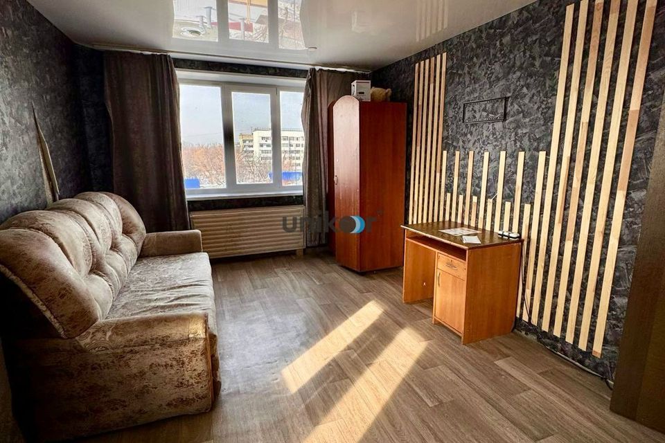 Продаётся 4-комнатная квартира, 69 м²