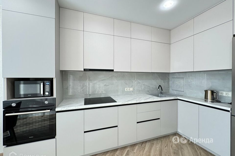 Сдаётся 2-комнатная квартира, 62 м²