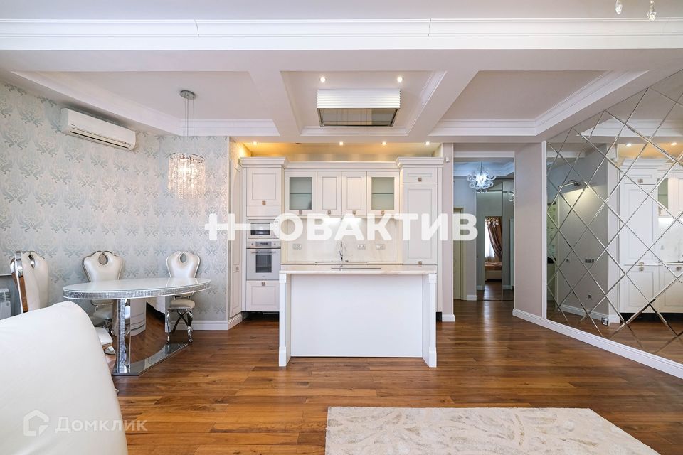 Продаётся 3-комнатная квартира, 100.2 м²