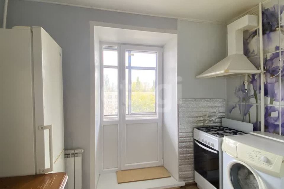 Продаётся 3-комнатная квартира, 57.4 м²