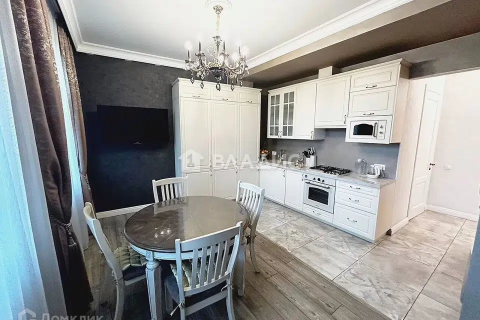 Продаётся 3-комнатная квартира, 78 м²