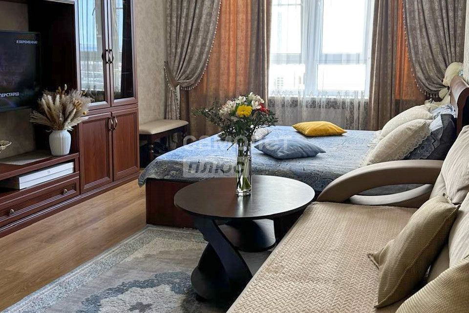 Продаётся 1-комнатная квартира, 41 м²