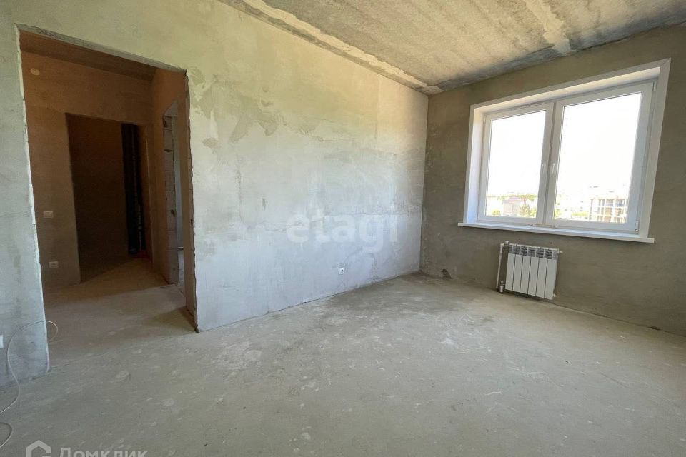 Продаётся 1-комнатная квартира, 41.9 м²