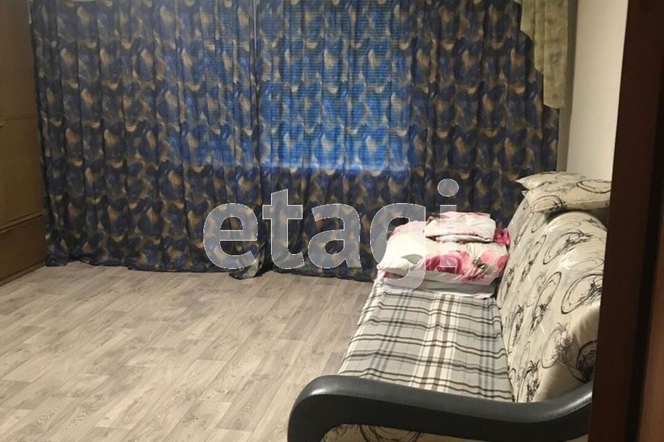 Сдаётся 1-комнатная квартира, 38 м²