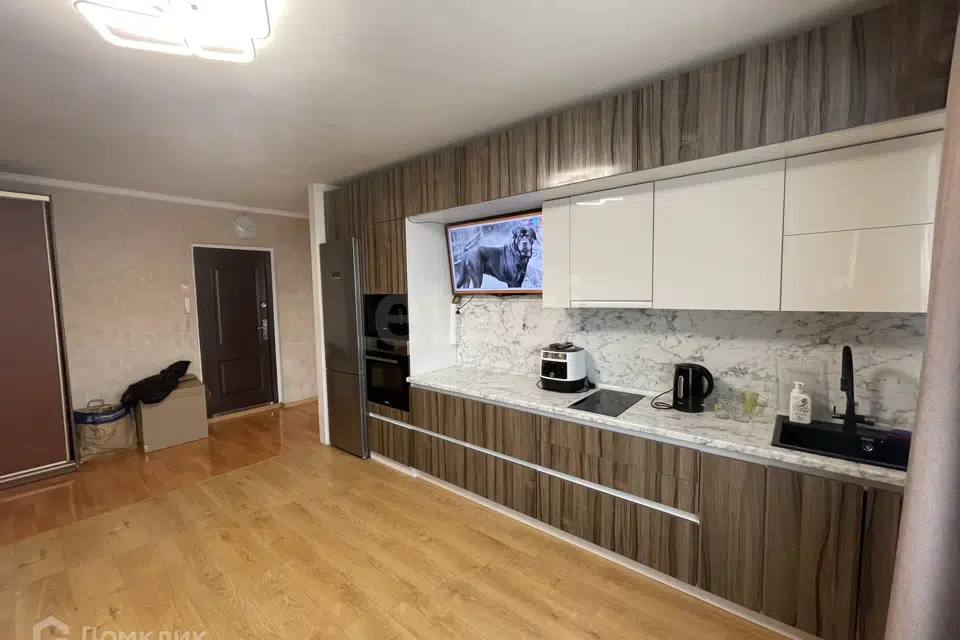 Продаётся 1-комнатная квартира, 41.1 м²