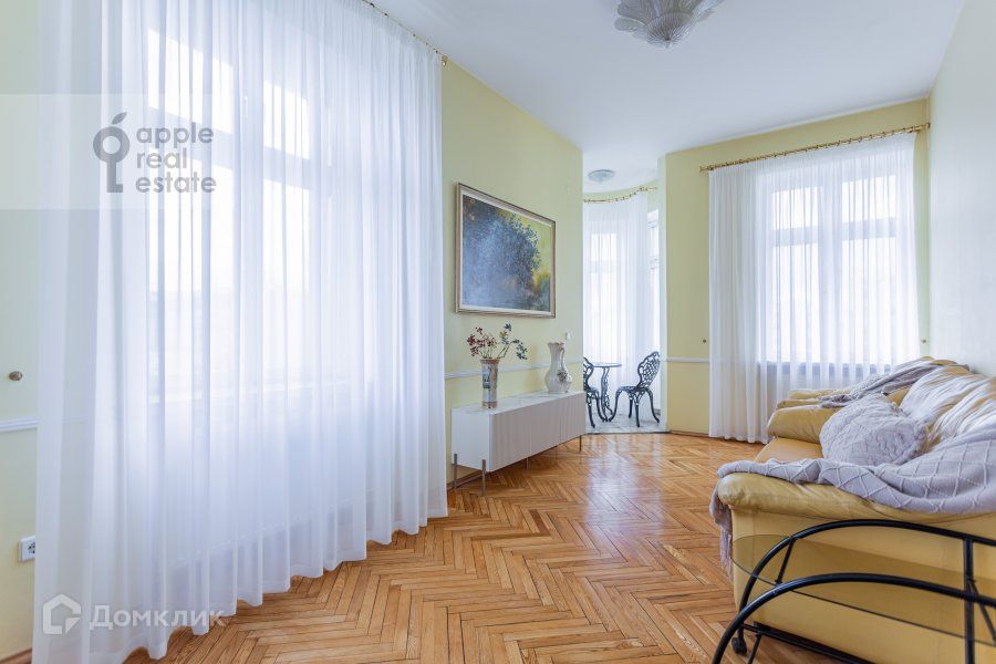 Сдаётся 4-комнатная квартира, 125 м²