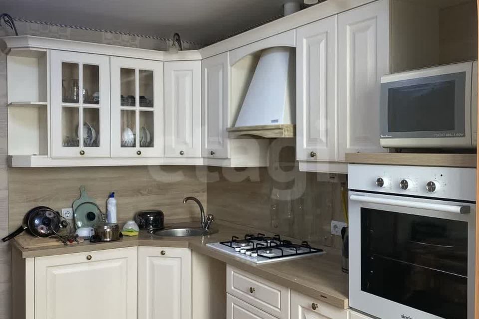 Продаётся 2-комнатная квартира, 56.7 м²