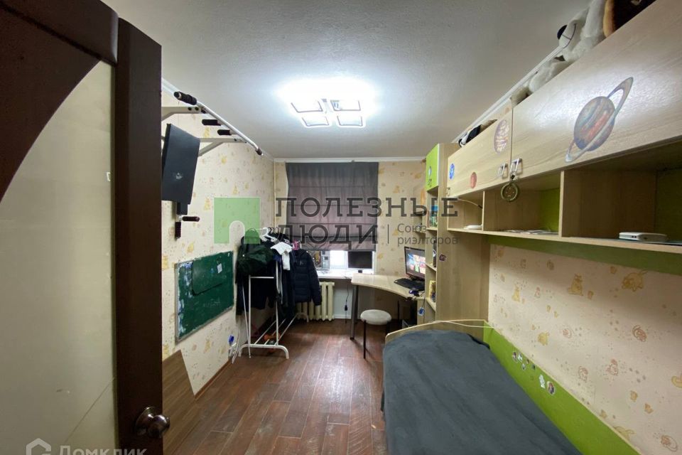 Продаётся 3-комнатная квартира, 59.9 м²