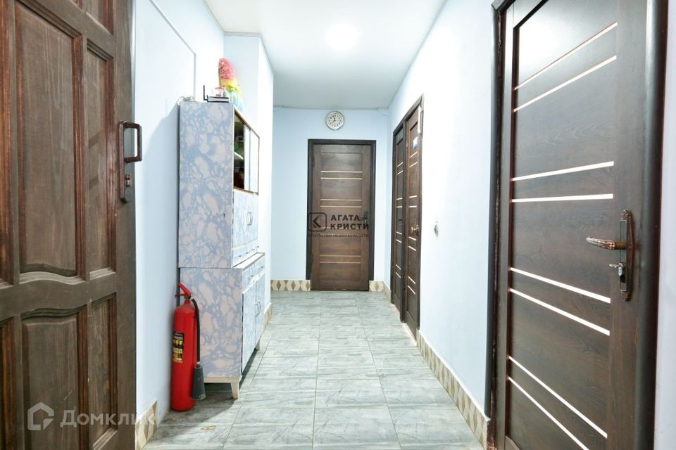 Продаётся 4-комнатная квартира, 75 м²