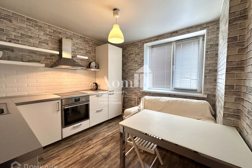 Продаётся 1-комнатная квартира, 37.9 м²