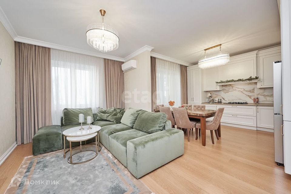 Продаётся 3-комнатная квартира, 93.3 м²