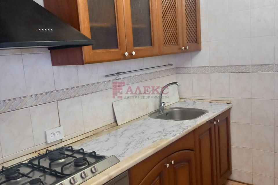 Сдаётся 2-комнатная квартира, 60 м²