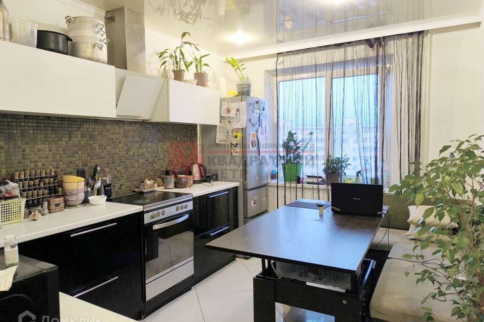 Продаётся 3-комнатная квартира, 64 м²