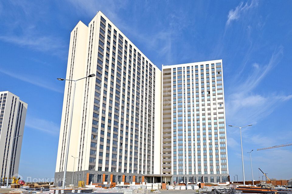 Продаётся 1-комнатная квартира, 43.98 м²