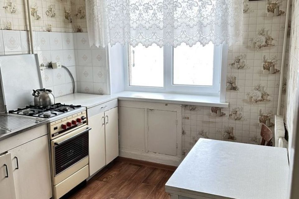 Продаётся 4-комнатная квартира, 71 м²
