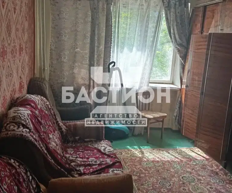 Продаётся 3-комнатная квартира, 56.5 м²
