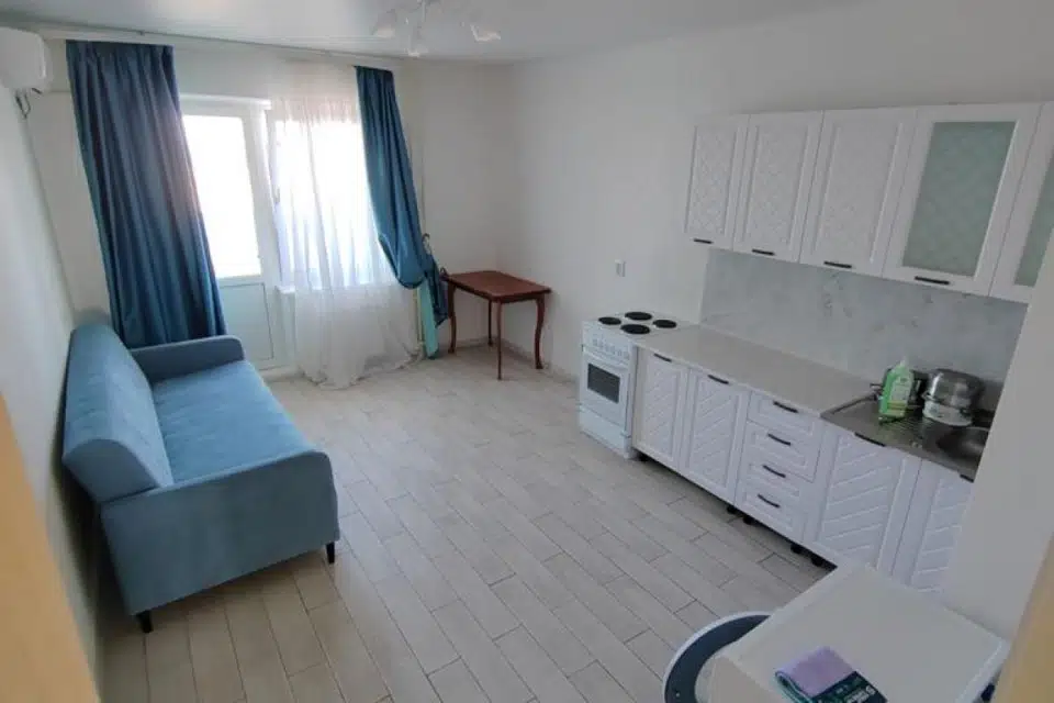 Продаётся 1-комнатная квартира, 43.3 м²